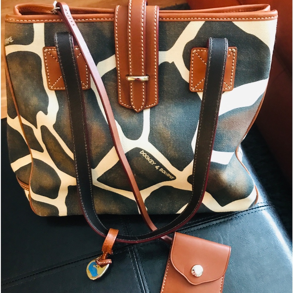 Dooney & Bourke handbag